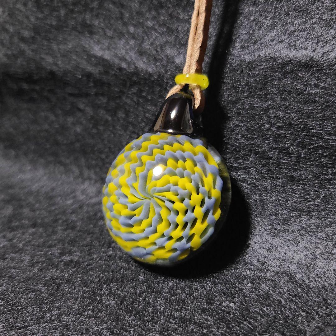 【玉響glass】スワールデザインペンダント ポリシリケイトガラス 一品物