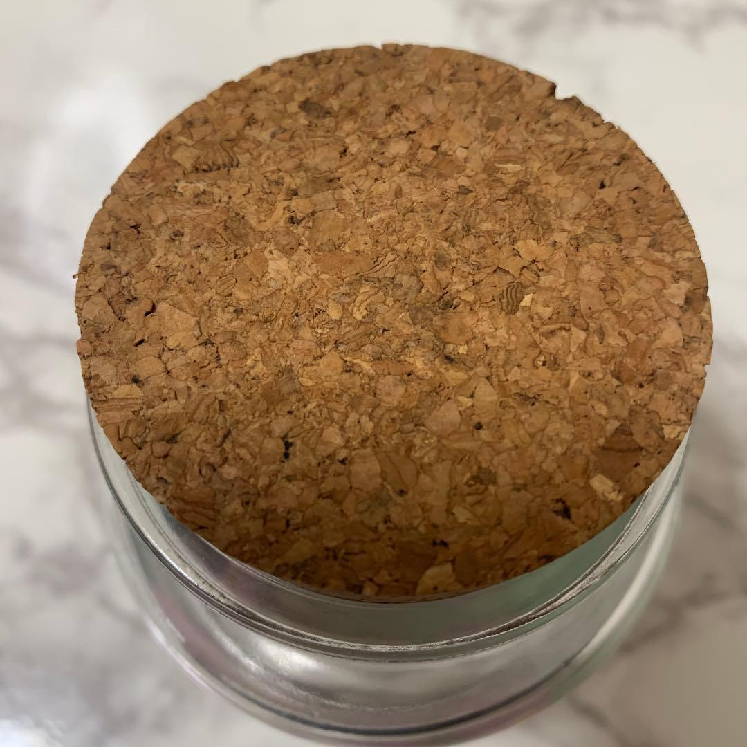 Sanrio Hello kitty カオハナ　日焼けサーフィンキティ　ガラス瓶