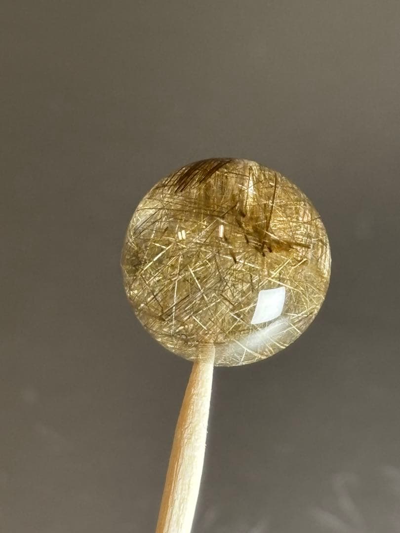 シルバールチル　粒　14.1mm トップクオリティ　水晶透明　貫通穴あり　パーツ