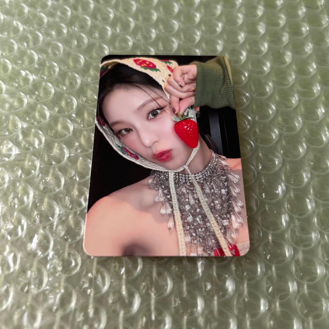 ITZY イェジ 対面 トレカ makestar GOLD - メルカリ