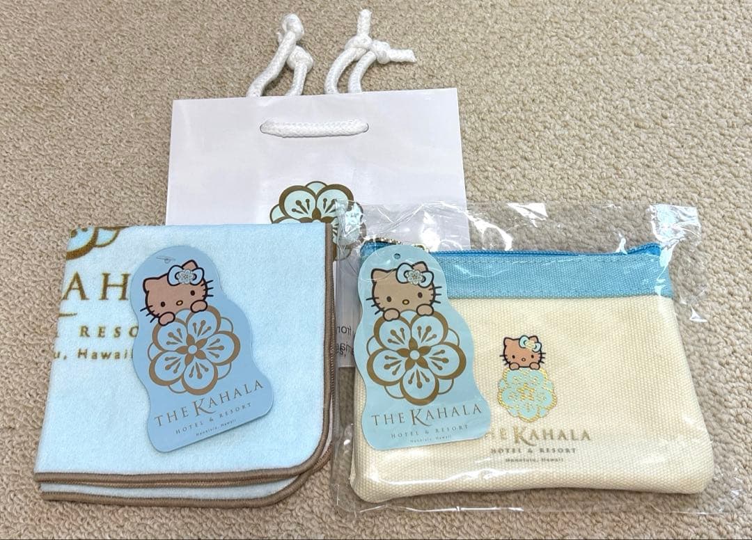 ハワイ カハラホテル限定 日焼けキティ ハンドタオルとポーチのセット
