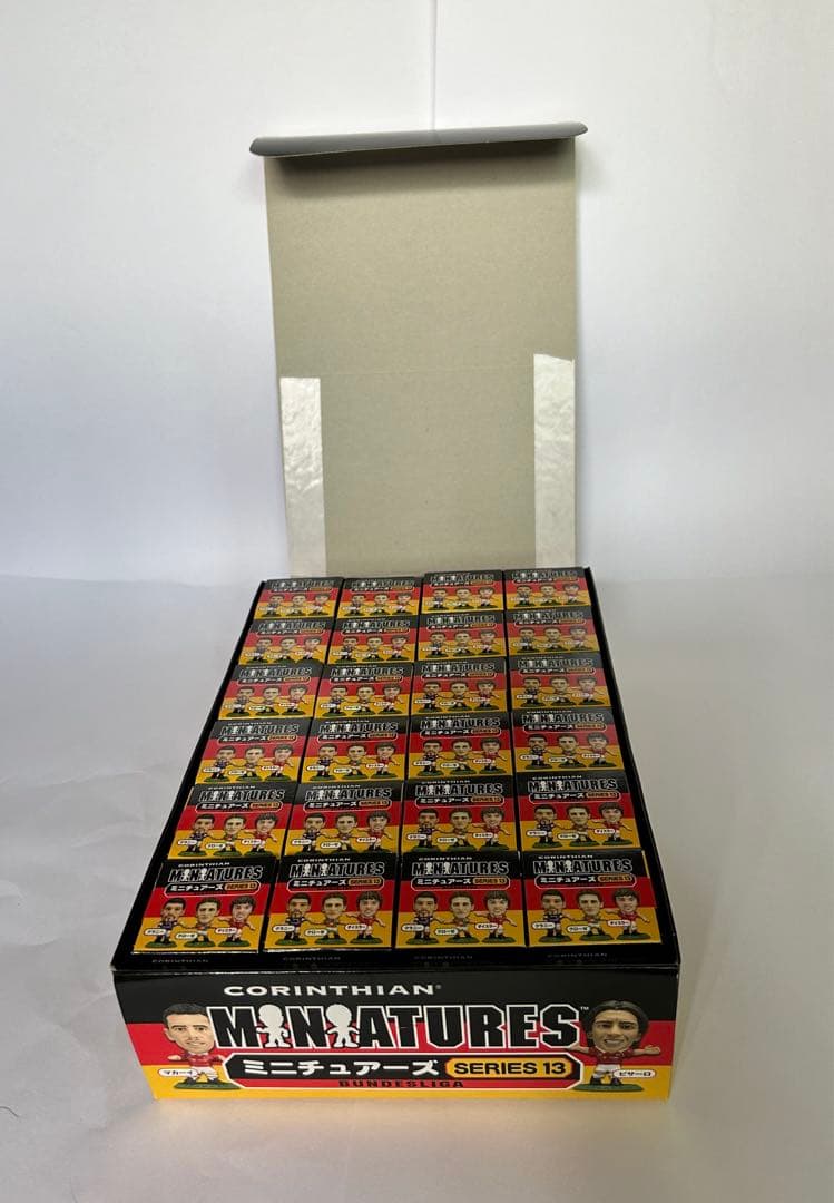 コリンシアン　サッカー　ブンデスリーガ　フィギュア　1カートン