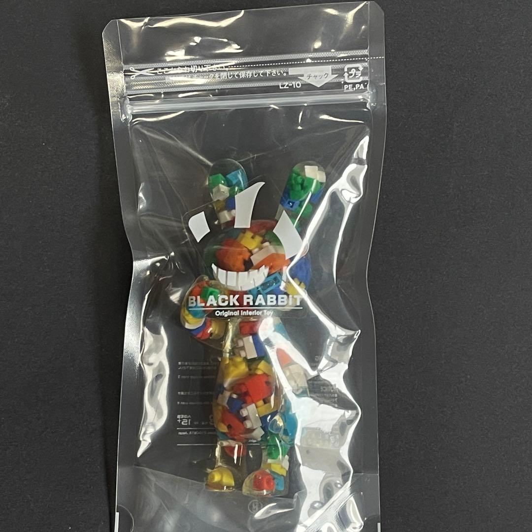 【新品】BLACK RABBiT ブロック　レジン入立ちver ブラックラビット
