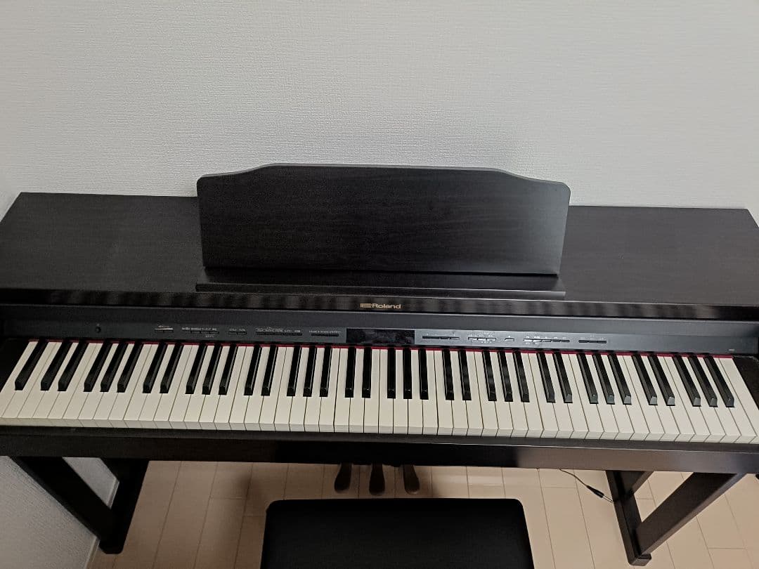 美品】電子ピアノ ローランドHP601-CR - メルカリ