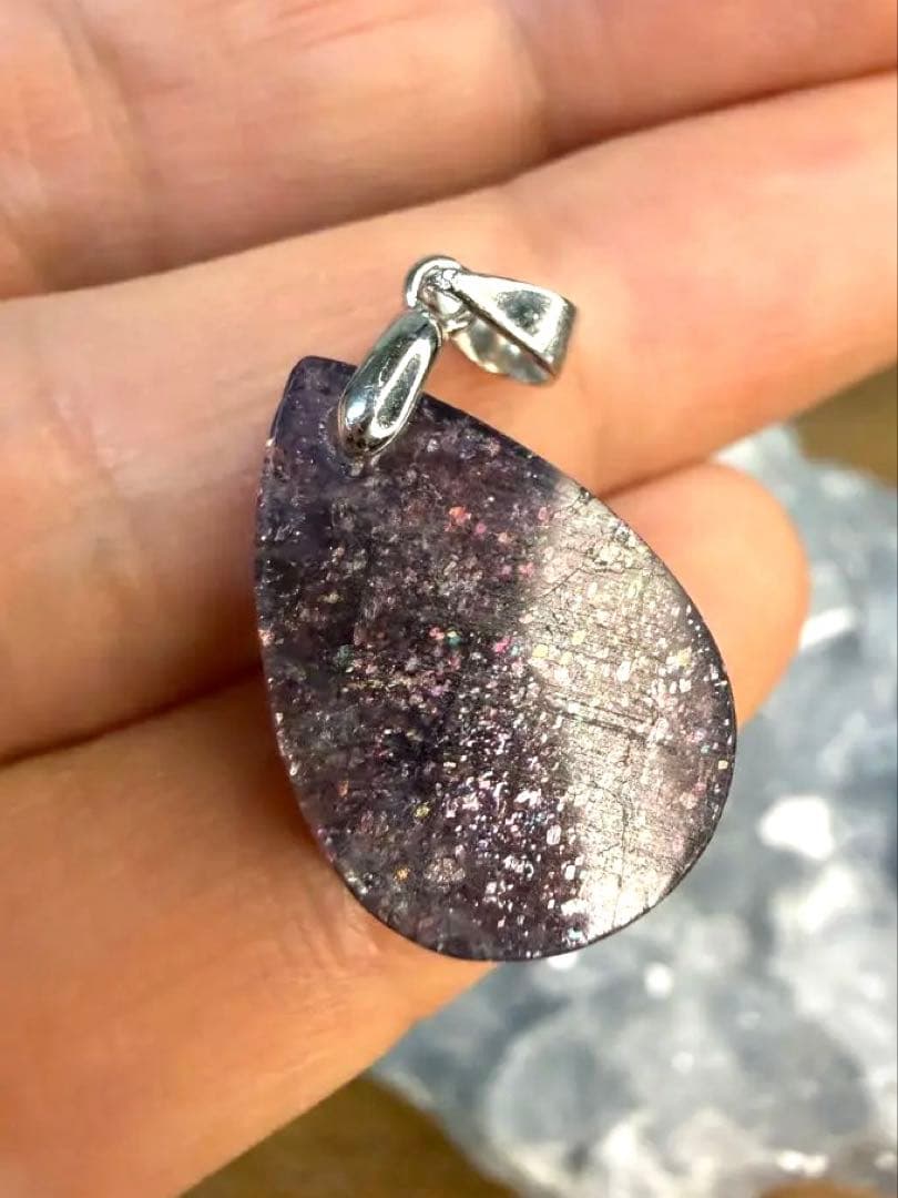 天然石✧アイオライトサンストーンペンダントトップ - メルカリ