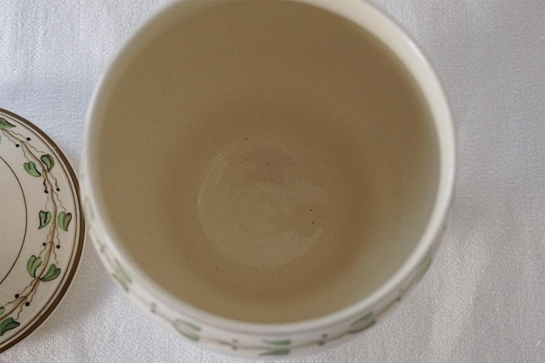 イギリスアンティーク　ウェッジウッド　英国陶器　クリームウェア　蓋付き　ポット