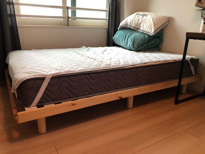 【セット販売】ベット、マットレス、椅子、机