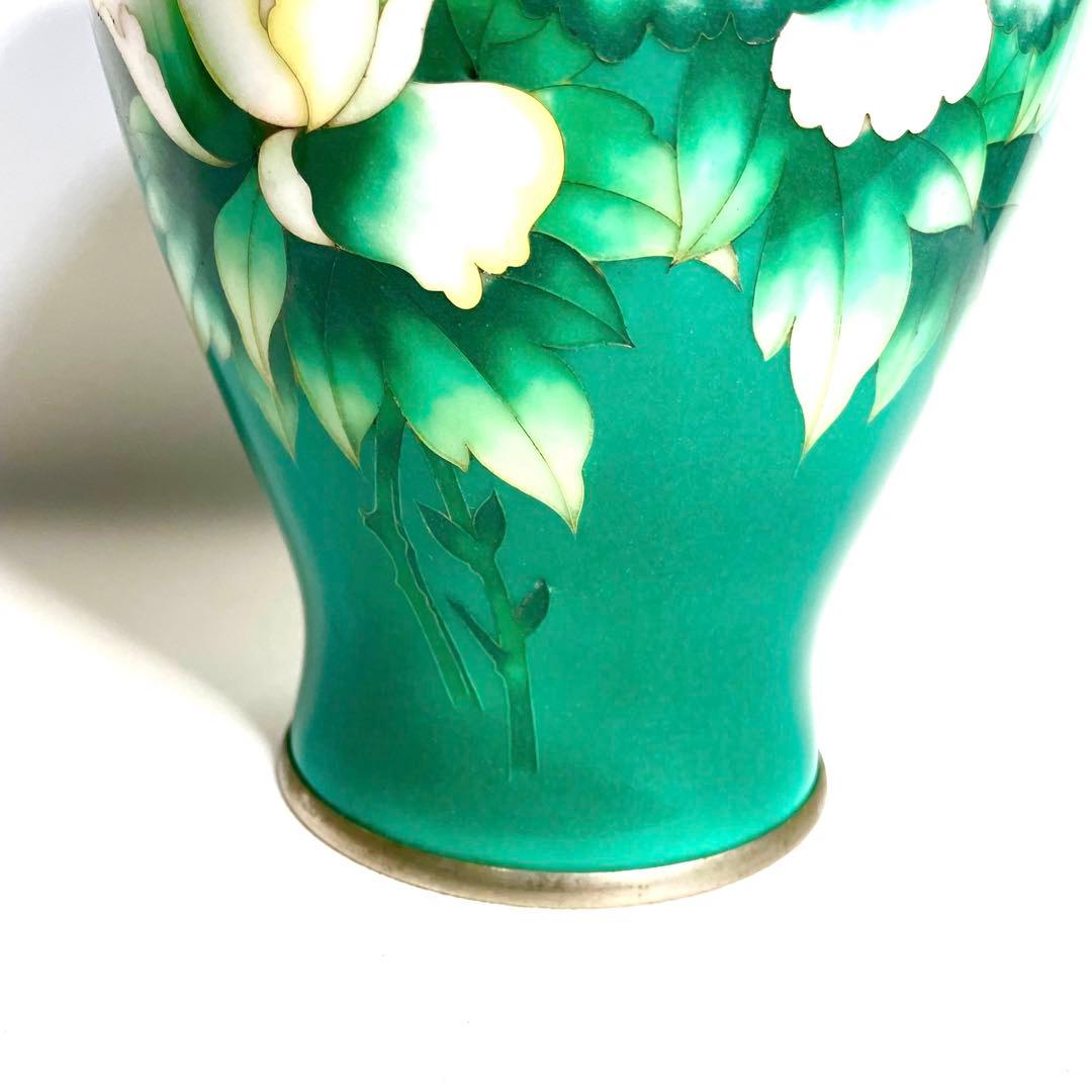 美術七宝焼』 花瓶 緑牡丹 壺 陶磁器 花柄 - メルカリ