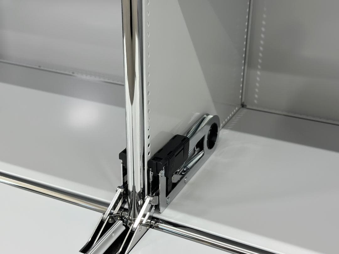 再入荷！正規品！ほぼ未使用品■USMハラー■キャビネット　2列2段　ライトグレー