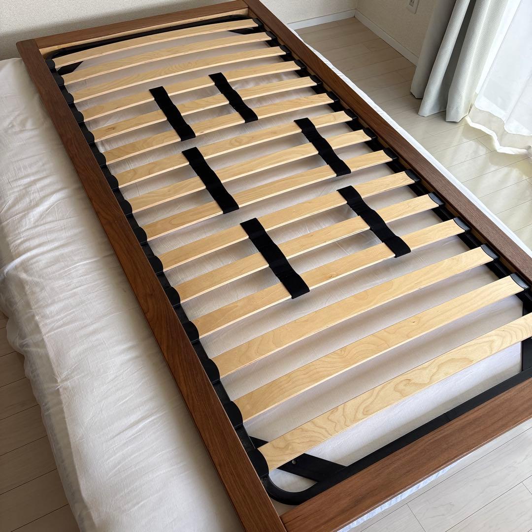 無印良品　木製ベッドフレーム　シングル　ウォールナット材