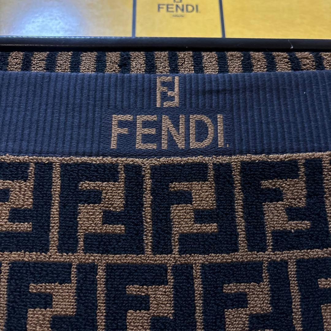 FENDI フェンディ タオルケット ズッカ柄 未使用自宅保管品 - メルカリ