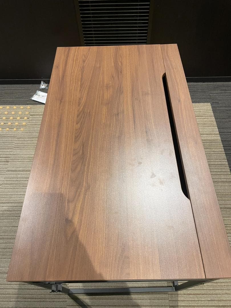 【福岡市限定】【展示品・未使用品】パソコンデスクデスク ワークデスク タップ収納