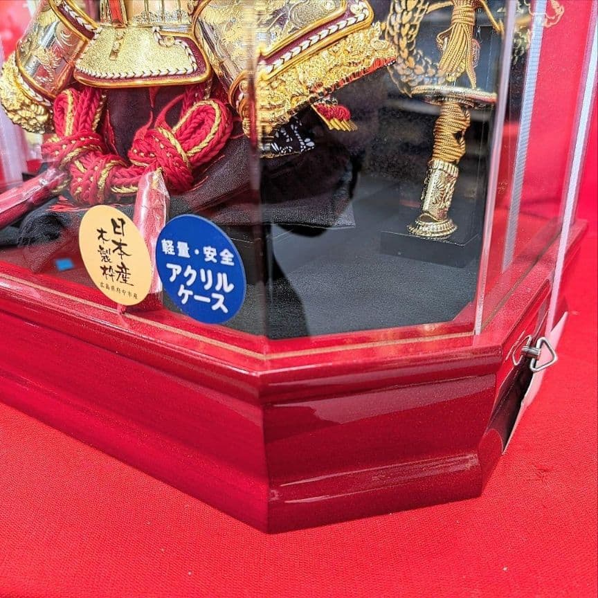五月人形 兜飾り アクリルケース 上杉謙信 龍 彫金 木製 金色 子どもの日