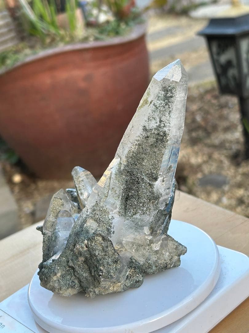 ネパールガネッシュヒマール産AAAAAヒマラヤ‼️モスクォーツ緑泥石クローライト