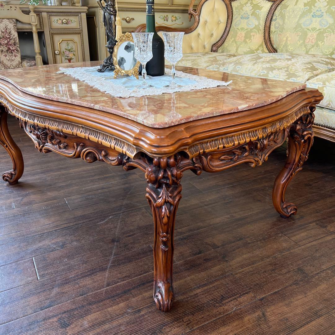 k489 イタリア製 見事なまでの彫刻装飾 センターテーブル 重厚感のある大理石