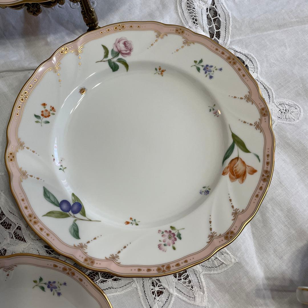 ノリタケ　ダイヤモンドコレクション　メゾンフルール　カップ＆ソーサー　プレート