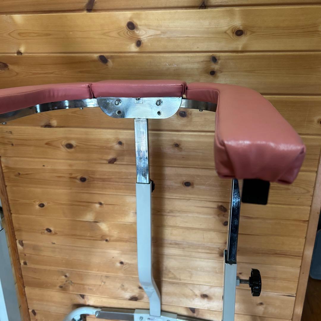 介護用４輪歩行器　日進医療器TY157