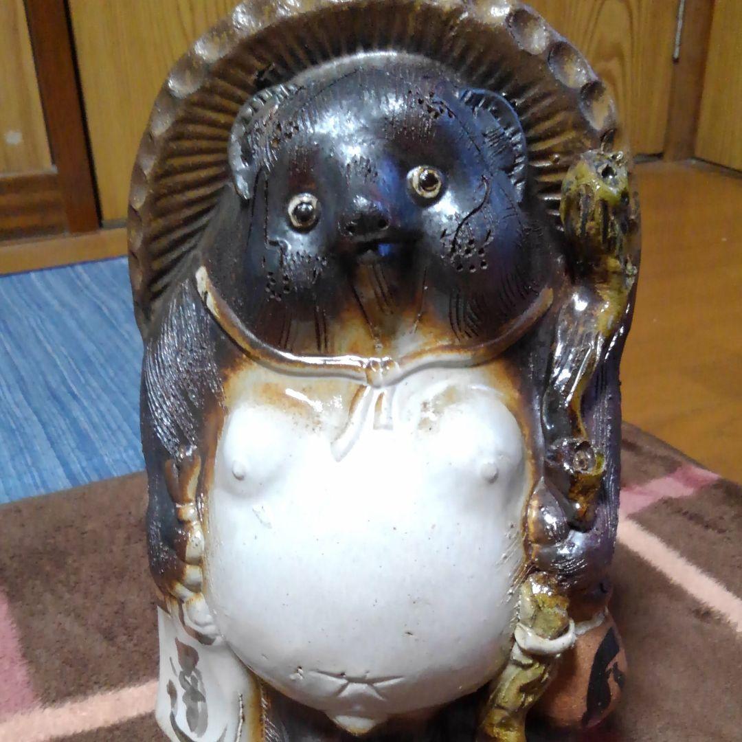 信楽焼　たぬきの置物