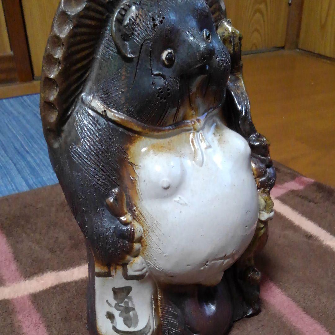 信楽焼　たぬきの置物
