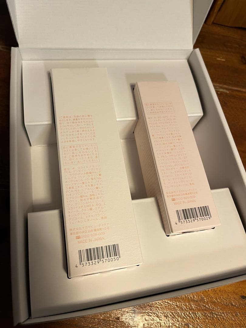 &rooms. NAGASE 化粧品　洗顔料美容液