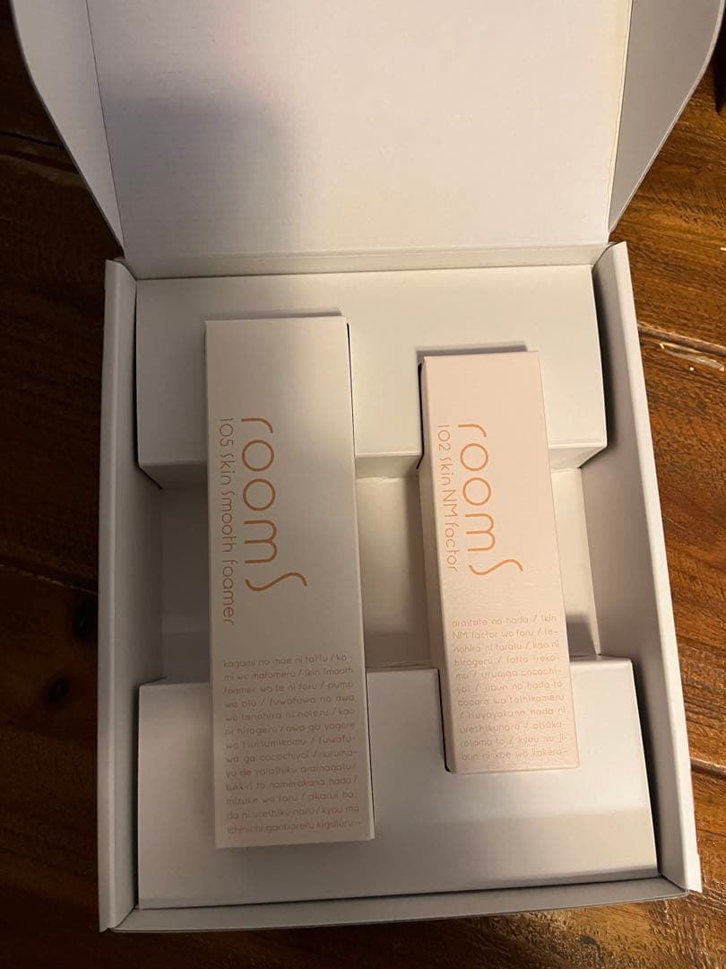 &rooms. NAGASE 化粧品　洗顔料美容液