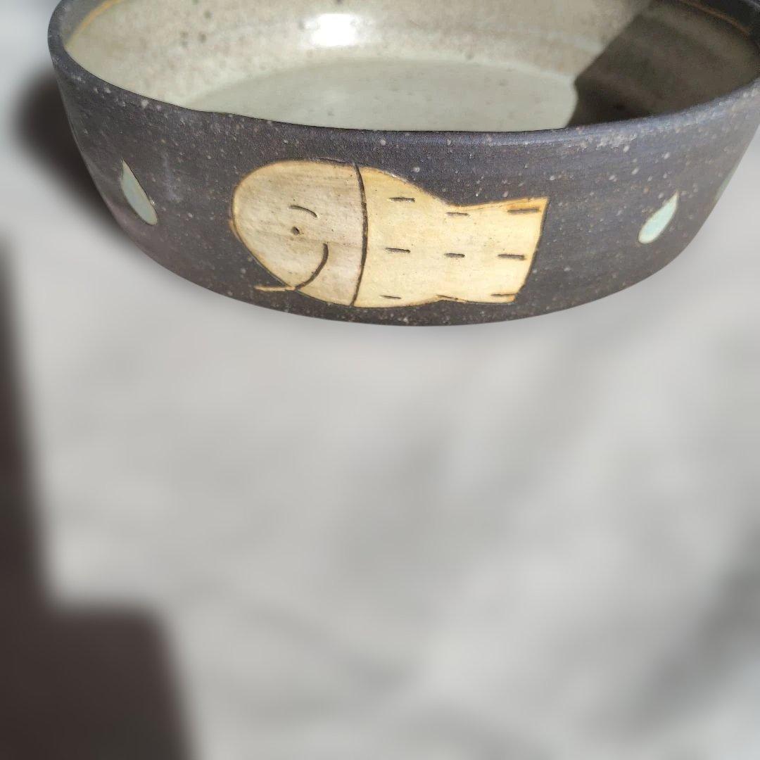 長田恵　ケース　猫　笠間焼　蓋物