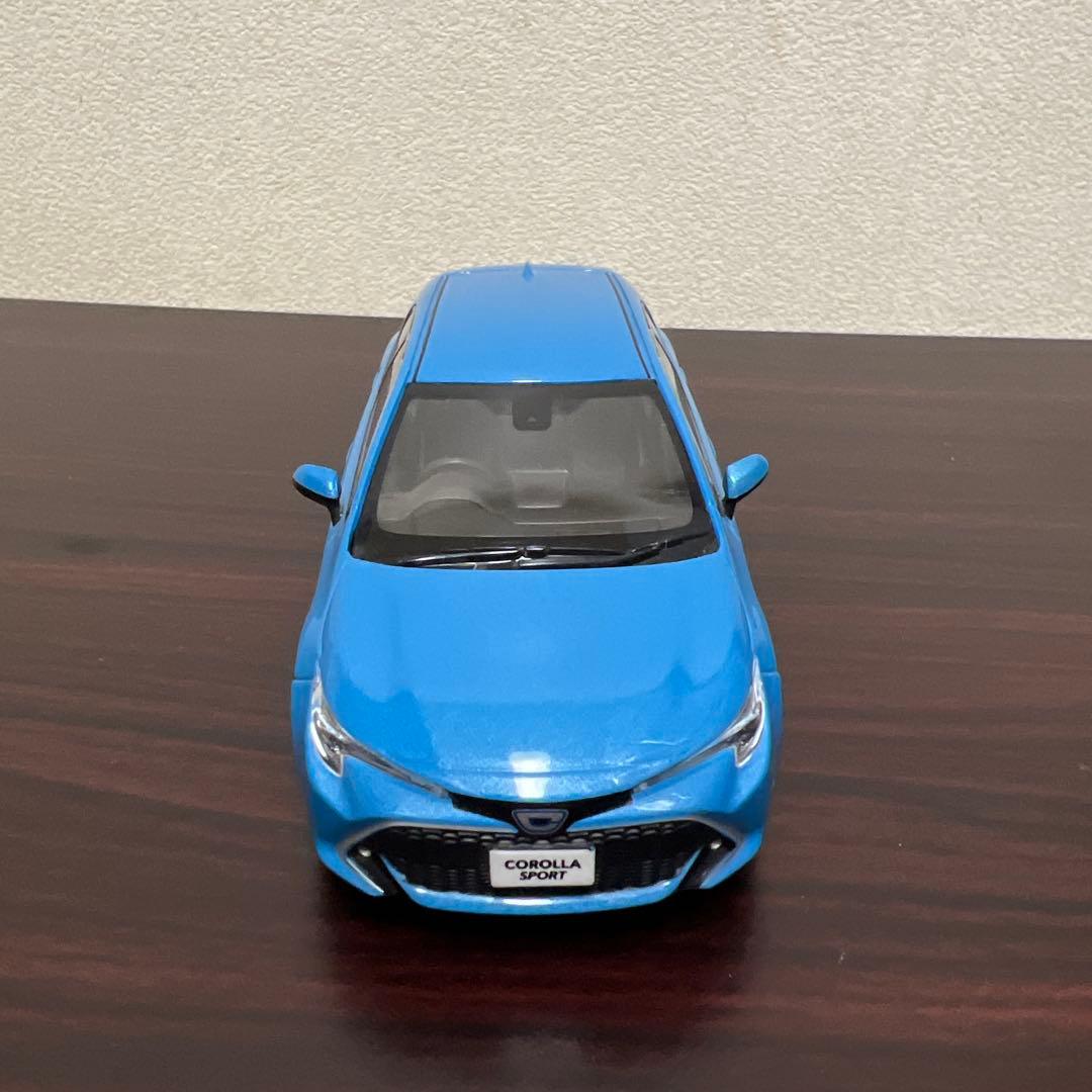 プ*ん様 トヨタカローラスポーツ カラーサンプルミニカー 非売品
