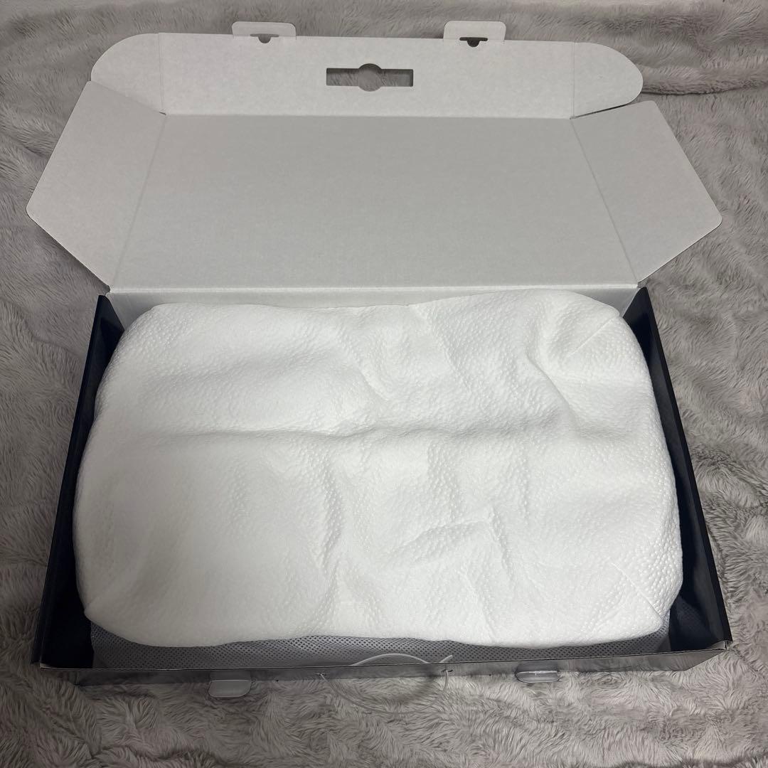 ヒツジのいらない枕 Fit- ブラック 【テンセル枕カバー（ホワイト）付き】