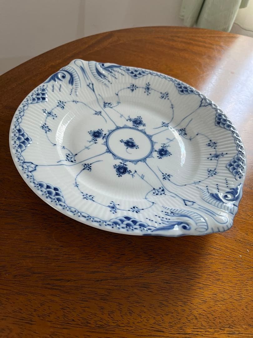 美品　ロイヤルコペンハーゲンブルーフルーテッドハーフレースディッシュ