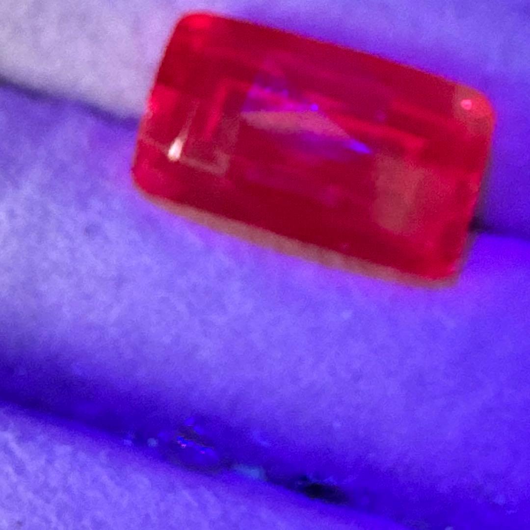 ルビールース　11.910ct