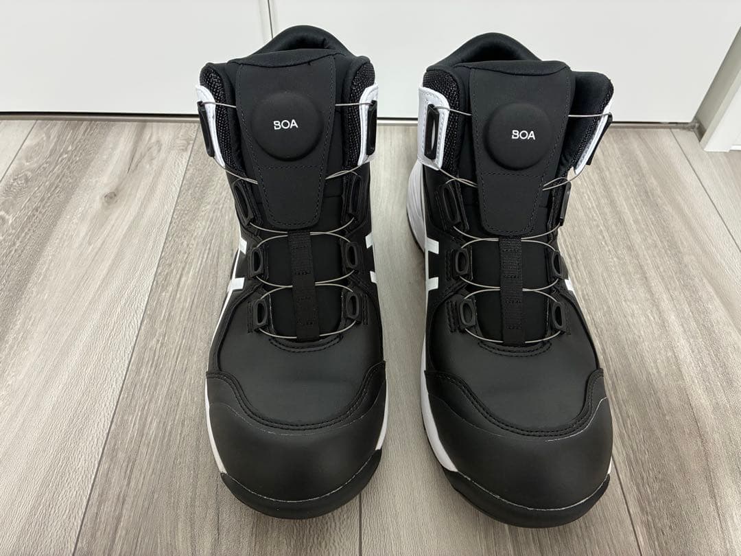 asics BOAシステム ハイカット安全靴 ブラック/ホワイト