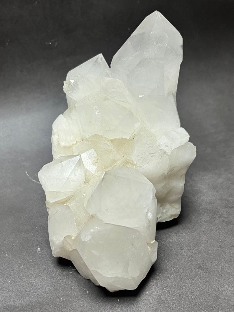 ブラジル産　水晶クラスター　1.3kg