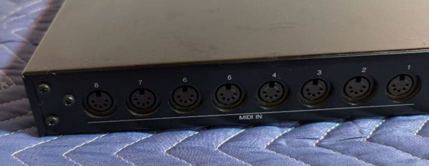 YAMAHA　MJC8 MIDI パッチベイ