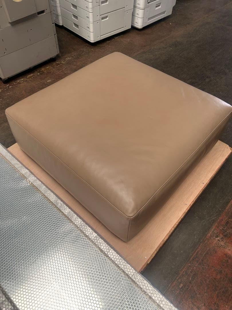 Cassina/カッシーナ　メックスキューブオットマン