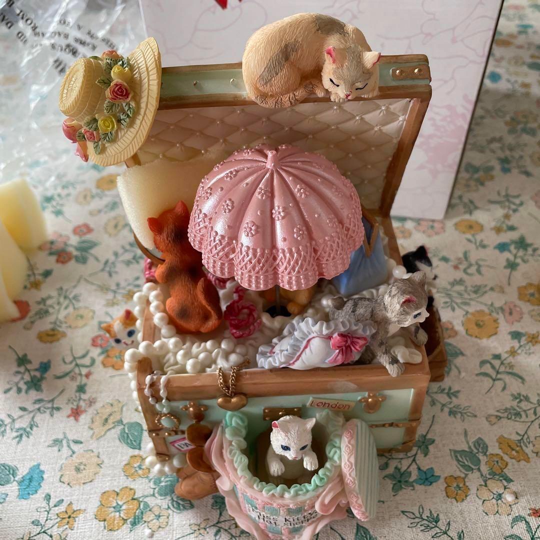 オルゴール 天空の城 樹脂製 猫 インテリア 回転するオルゴール