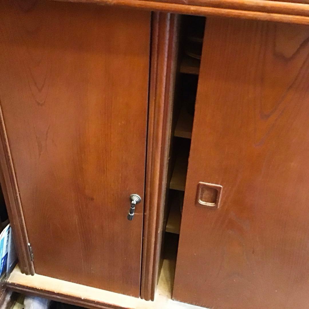 玄関台　　棚　キャビネット　レトロな雰囲気の家具　値下げ☆送料込みです☆近日削除