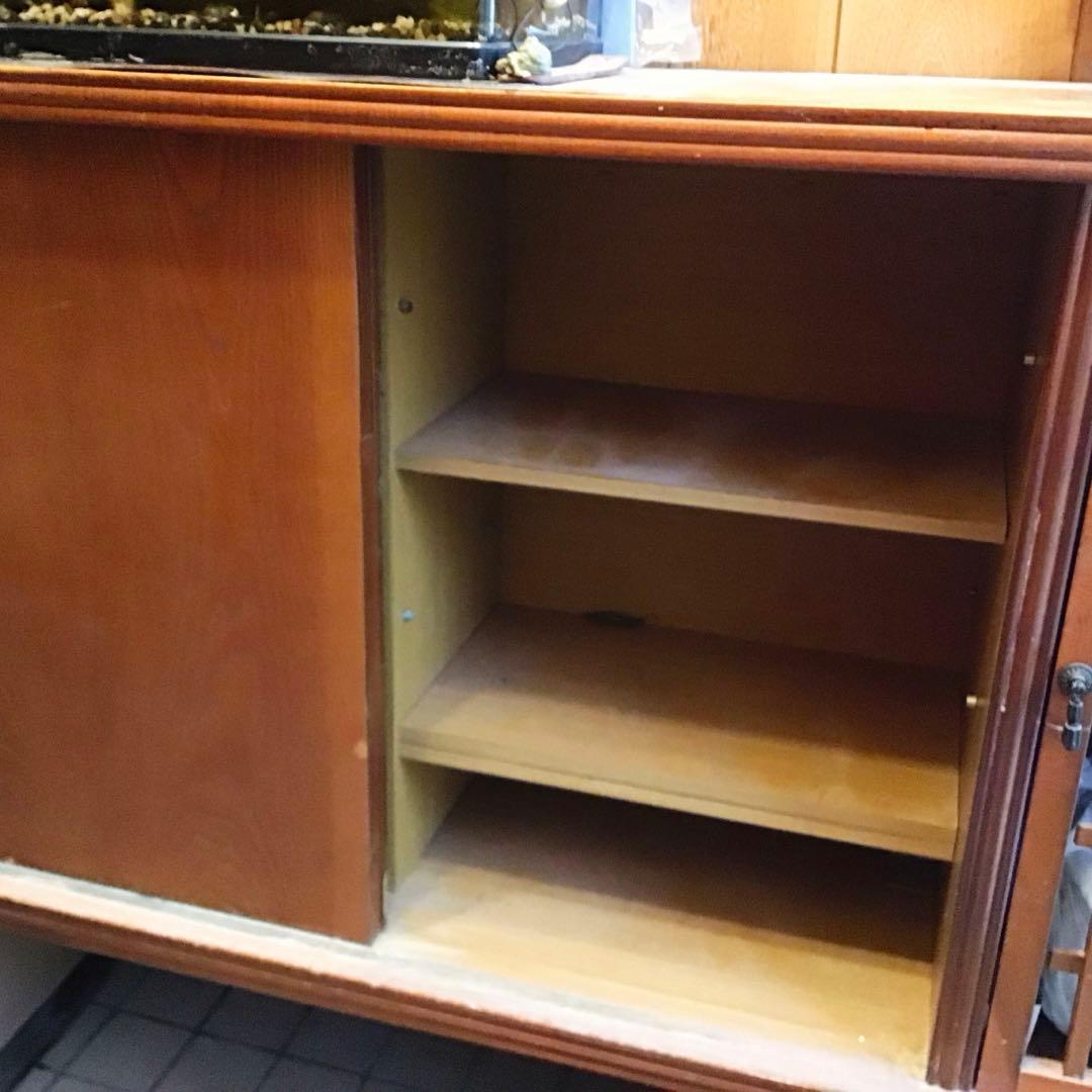 玄関台　　棚　キャビネット　レトロな雰囲気の家具　値下げ☆送料込みです☆近日削除