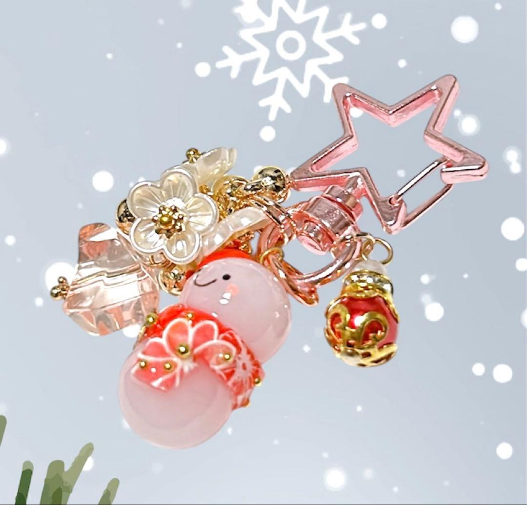 スノーマンチャーム　雪だるま　キーホルダー　ガチャ詰め　ビーズチャーム　赤