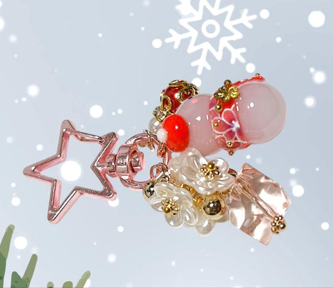 スノーマンチャーム　雪だるま　キーホルダー　ガチャ詰め　ビーズチャーム　赤