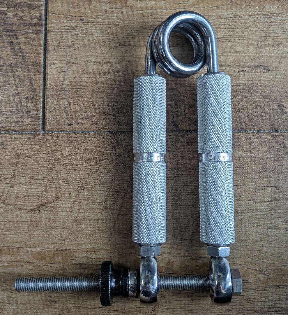 CoC No. 2.5のチョーカーハンドグリッパー