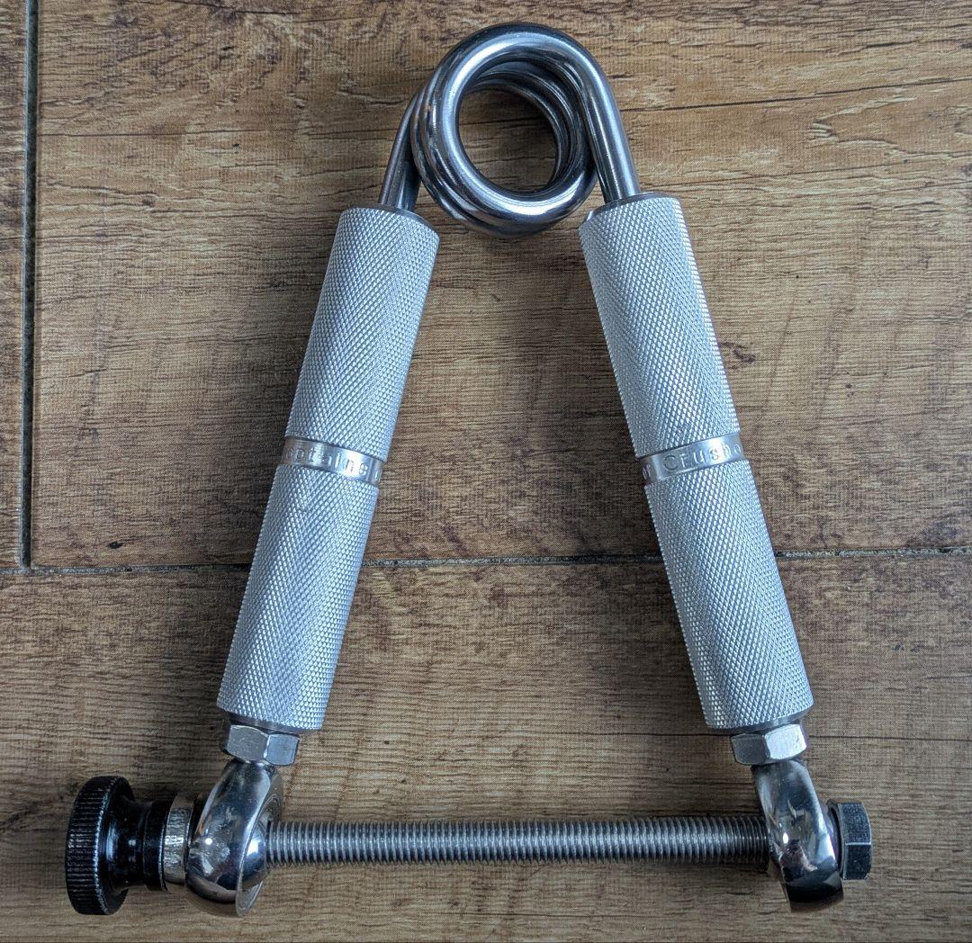 CoC No. 2.5のチョーカーハンドグリッパー