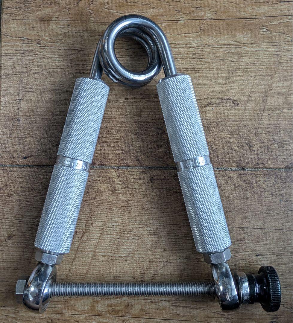 CoC No. 2.5のチョーカーハンドグリッパー