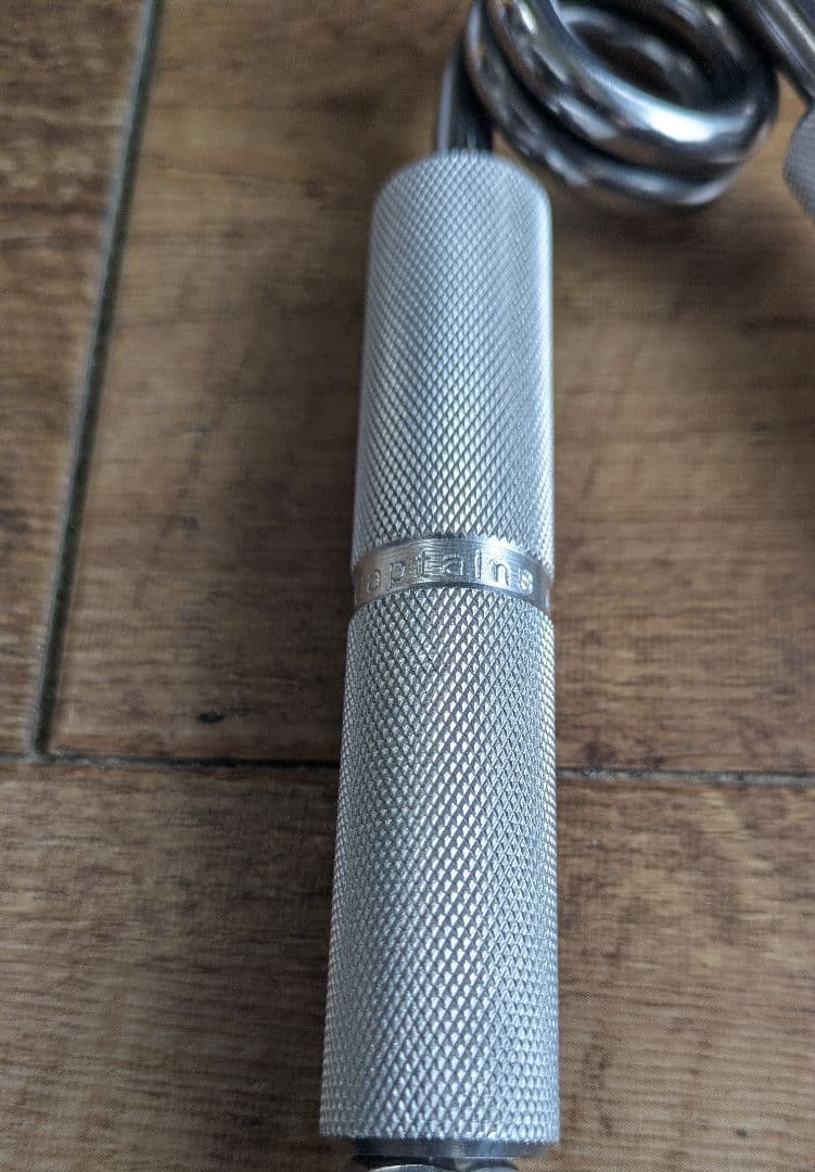 CoC No. 2.5のチョーカーハンドグリッパー