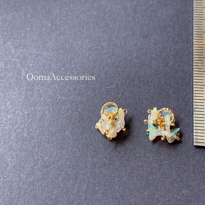 組み合わせを楽しめるピアスとチャーム7点セット