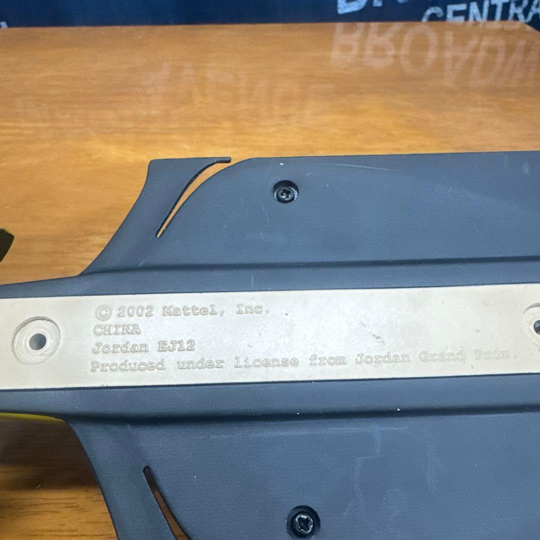 ミニカー Hotweels F1 Jordan ej12 2002
