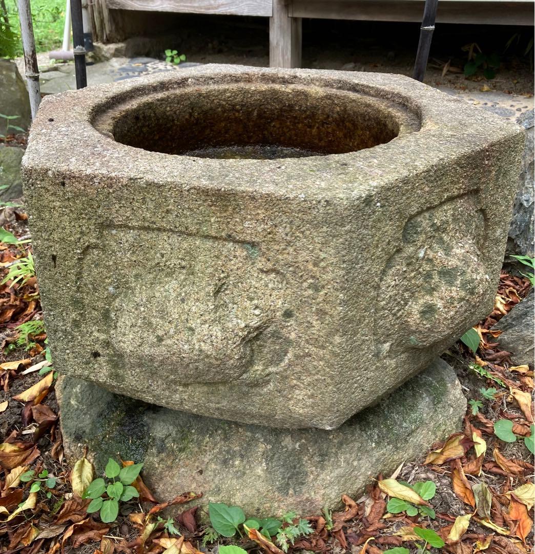 奈良石製六角水鉢