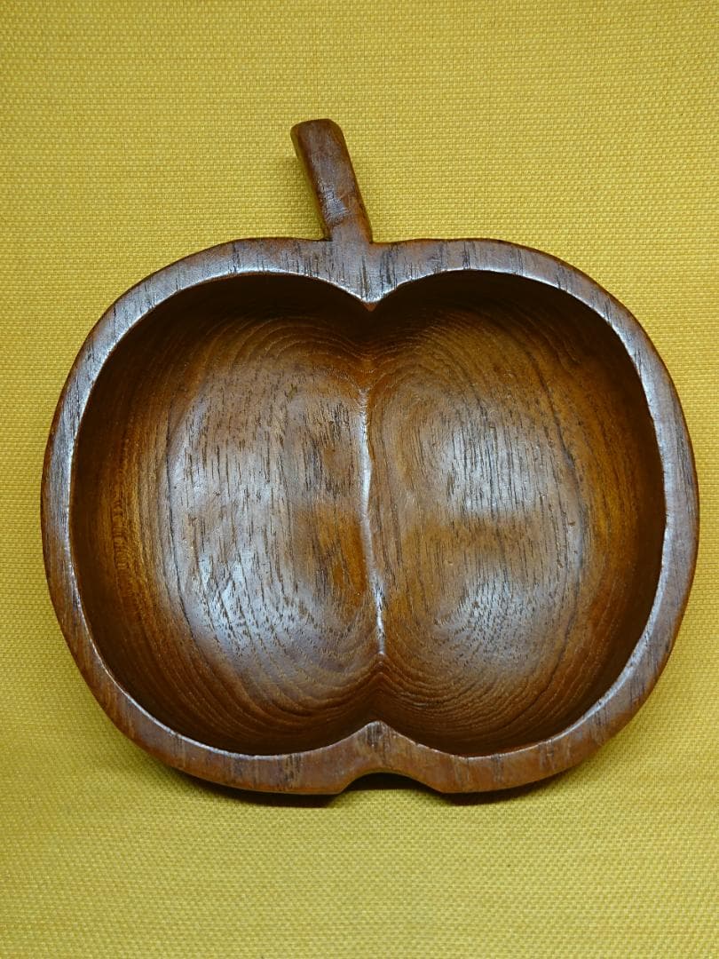 古道具　リンゴ型　小物入れ　天然木　置物　インテリア　工芸品　美術品　A1172