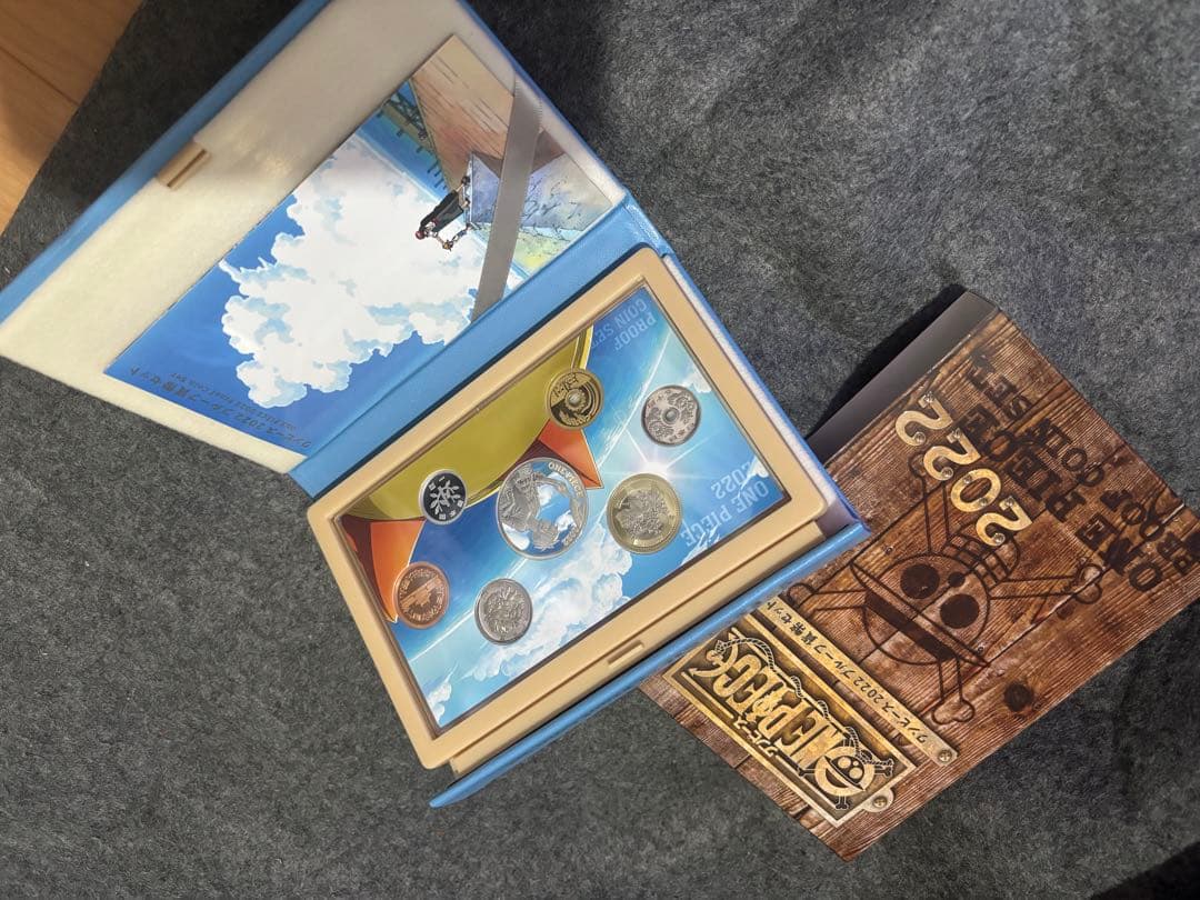 ONE PIECE 2022ブループルーフコインセット 硬貨なし - メルカリ