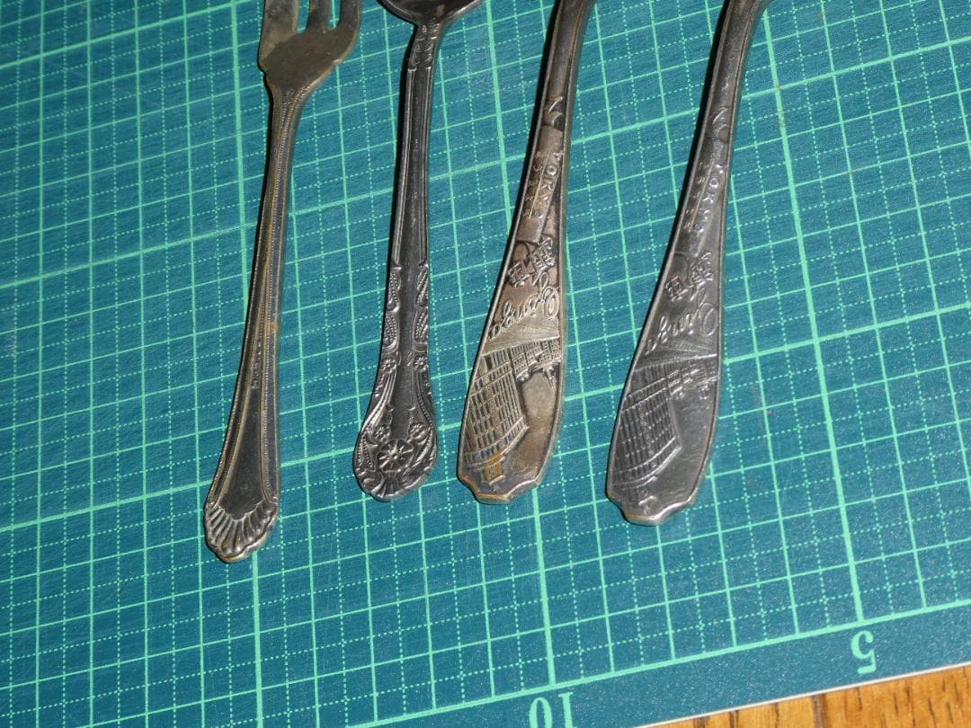 銀製カトラリーセット フォークとスプーン