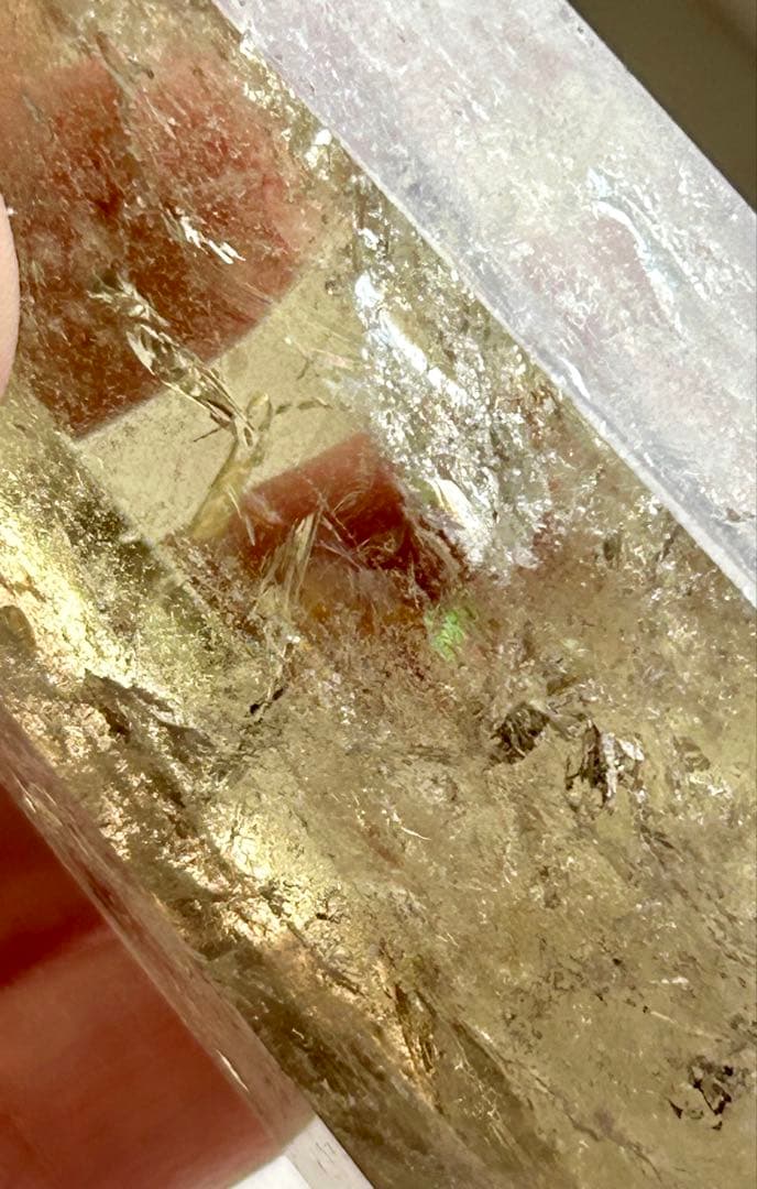 光を内包する景色 レインボー入り スモーキークォーツ オベリスク（一点もの）